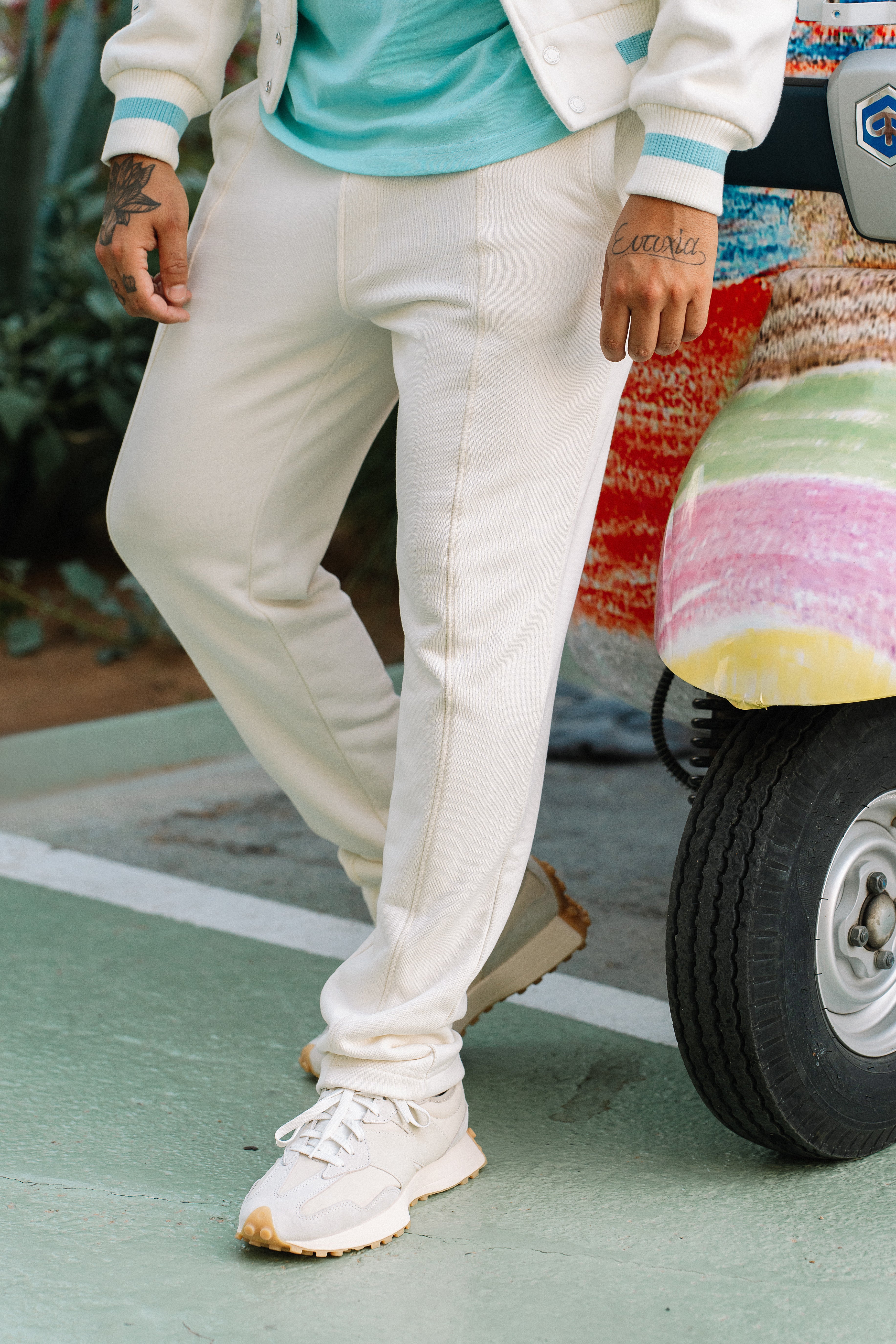 Streamline Joggers - White