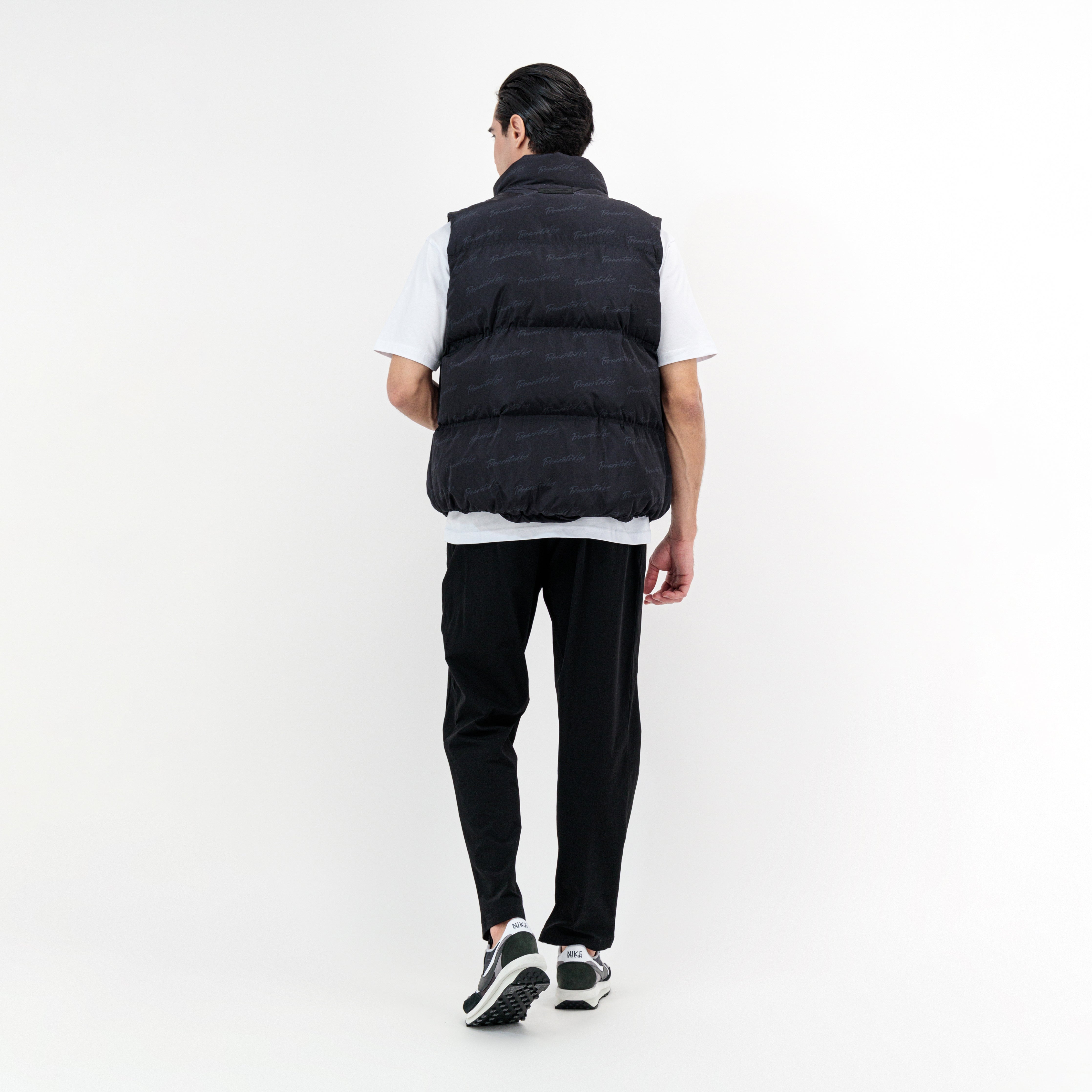 Presentedby Gilet- Black